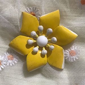 Vintage Yellow Flower Brooch